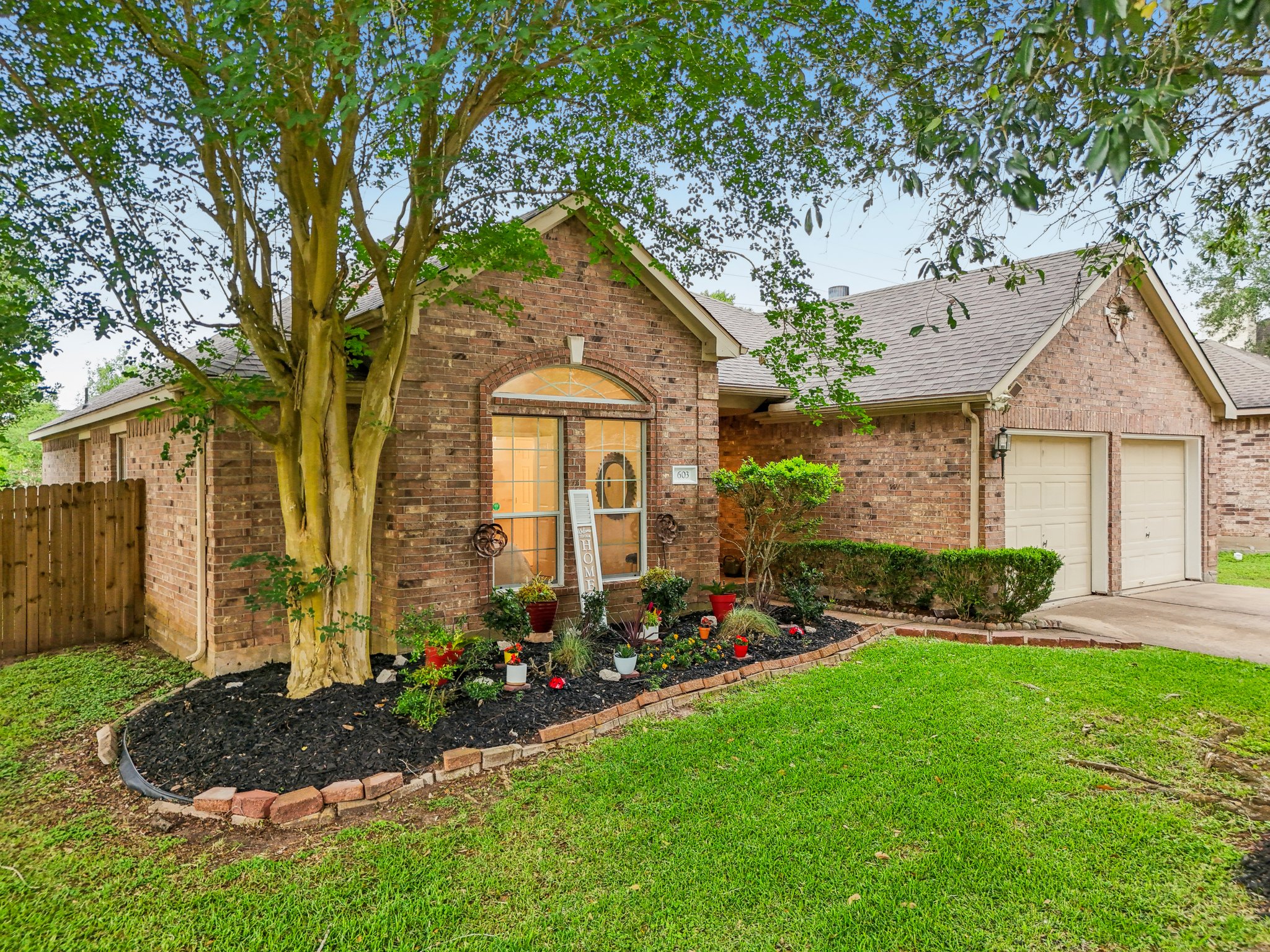 Brazos Trace Dr-0305-044.jpg