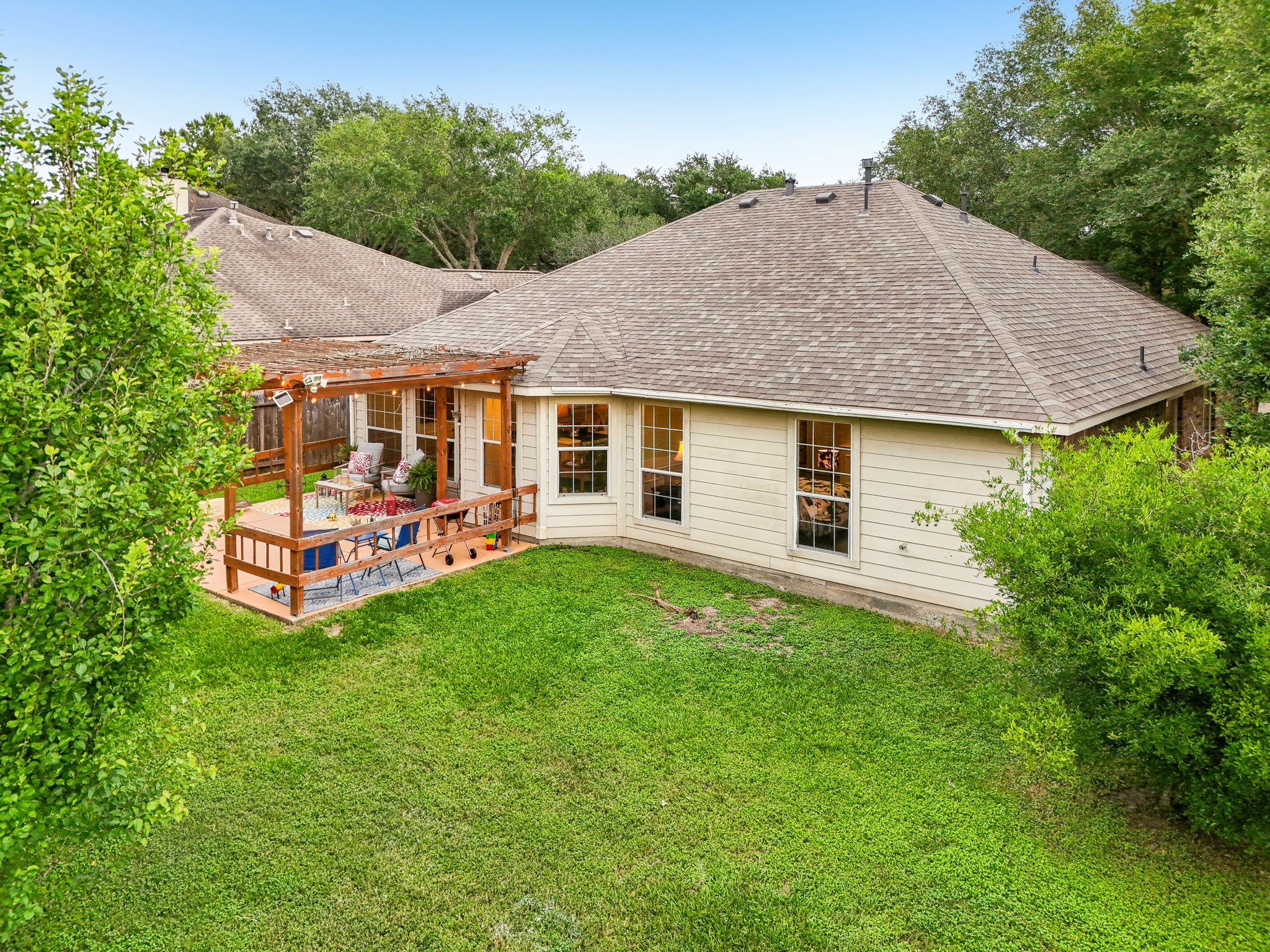 Brazos Trace Dr-0305-053.jpg