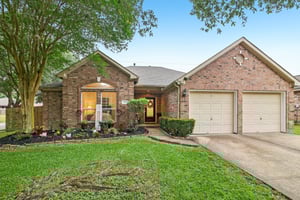 Brazos Trace Dr-0305-003.jpg