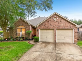 Brazos Trace Dr-0305-042.jpg