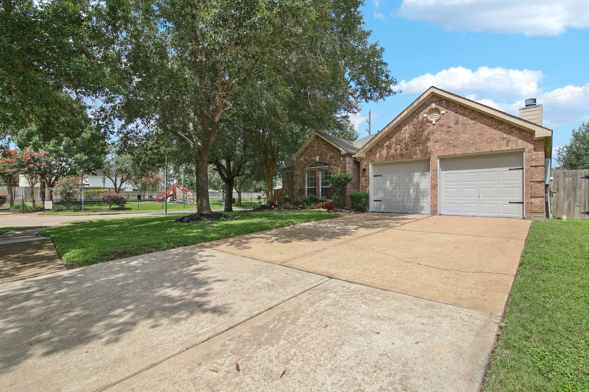 Brazos Trace Dr-S1207-003.jpg