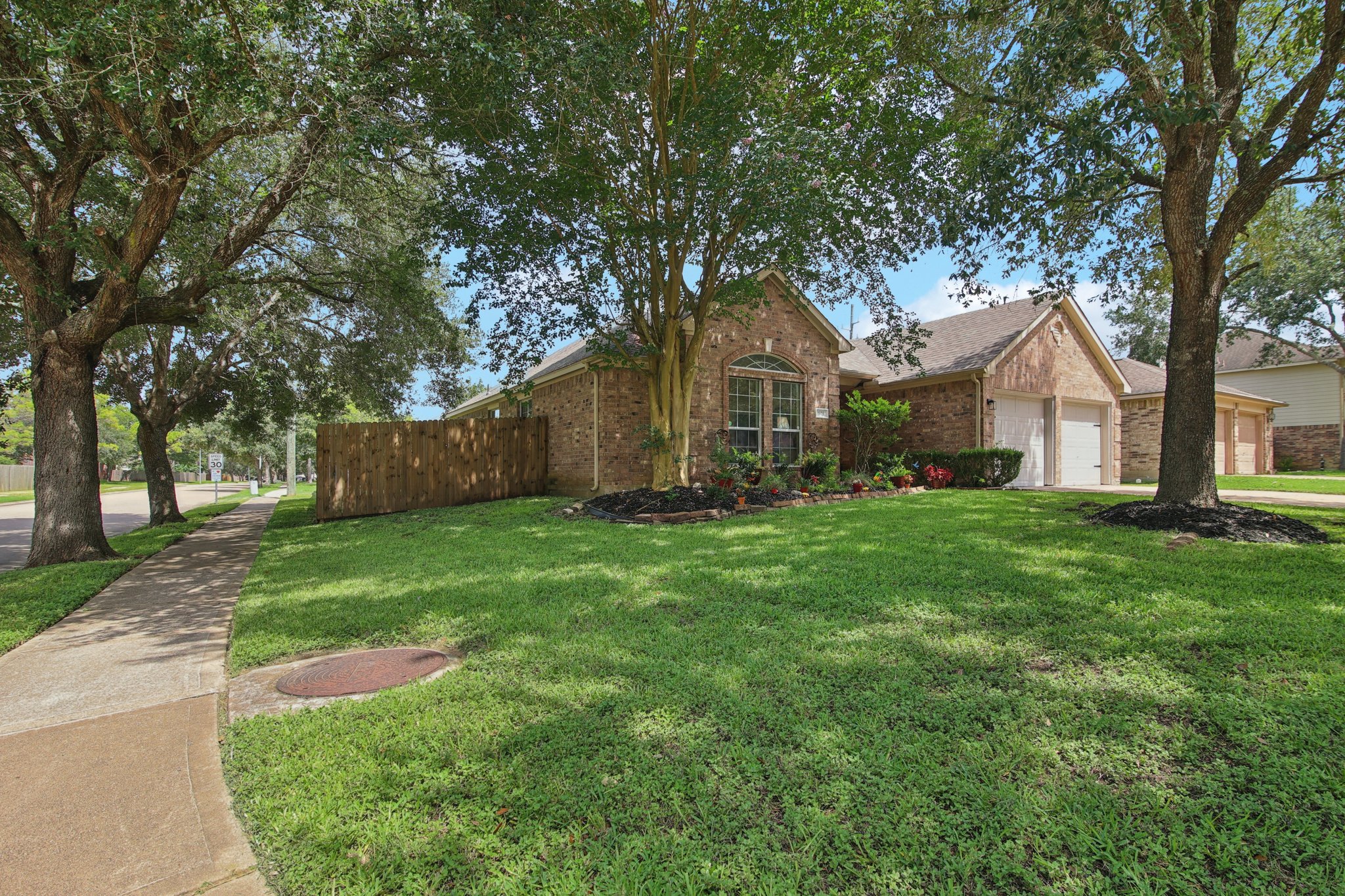 Brazos Trace Dr-S1207-006.jpg