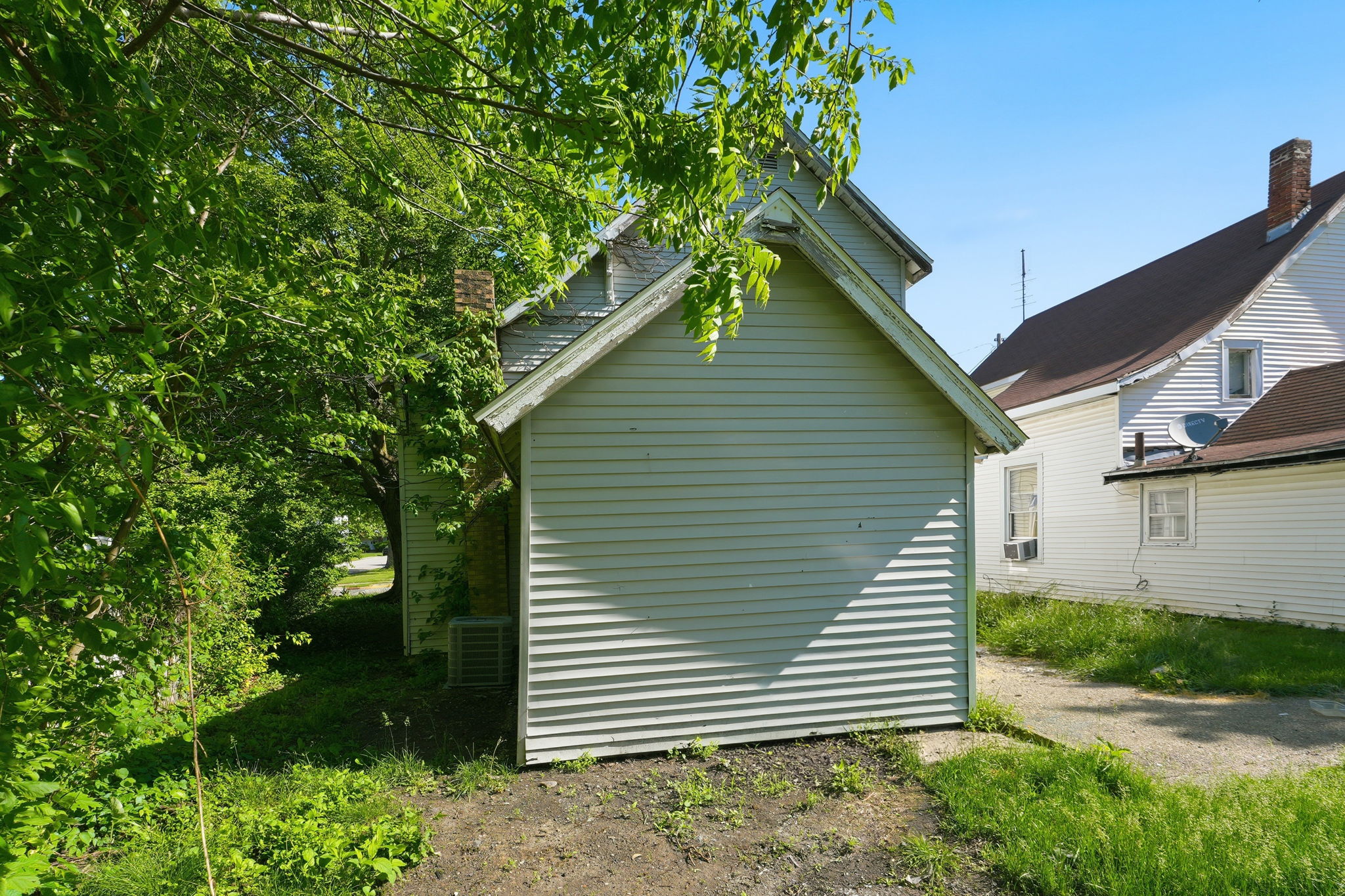  Photo 44