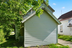  Photo 42