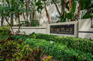 Island Place3