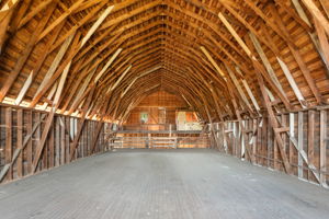 Photo 40