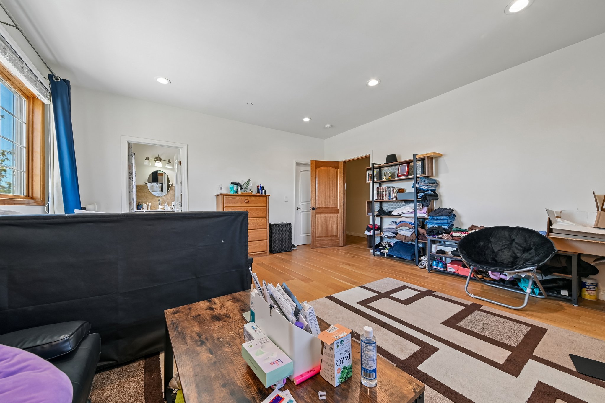 N Las Palmas Ave-S1708-067.jpg