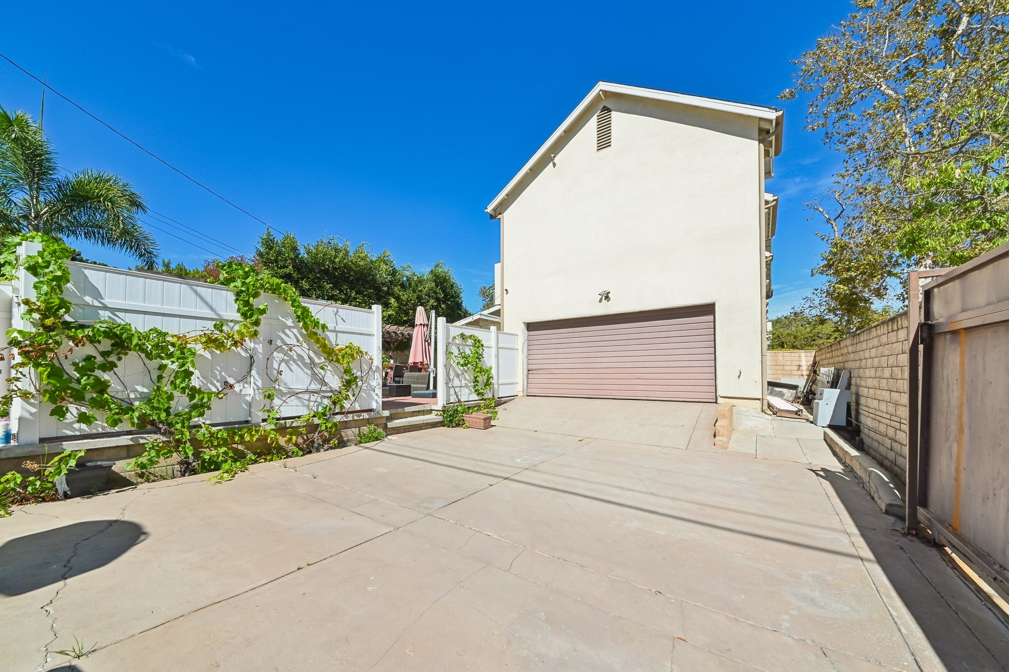 N Las Palmas Ave-S1708-081.jpg