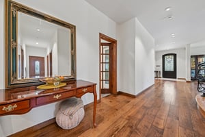 N Las Palmas Ave-S1708-009.jpg
