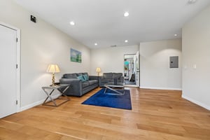 N Las Palmas Ave-S1708-051.jpg