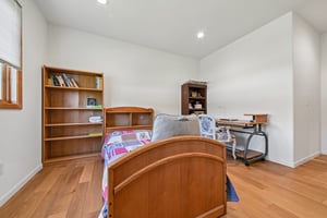 N Las Palmas Ave-S1708-058.jpg