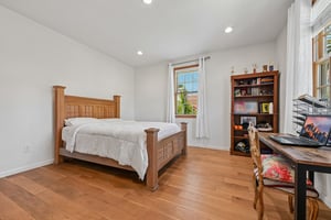 N Las Palmas Ave-S1708-069.jpg