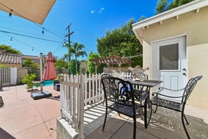 N Las Palmas Ave-S1708-076.jpg