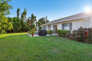 NE 17th Pl-S2510-028.jpg