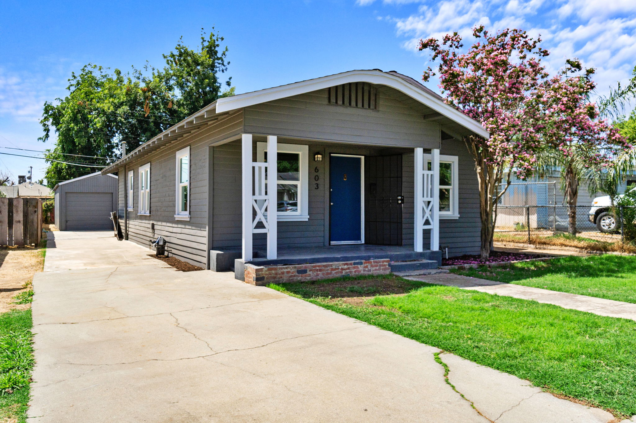 603 W Weldon Ave, Fresno, CA 93705 | PHRAME Photography