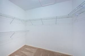 Bedroom2 Walk-in Closet