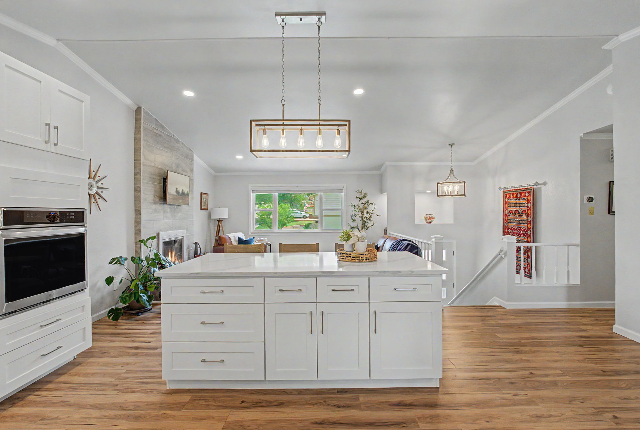 Custom Cabinetry & Quartz Counter