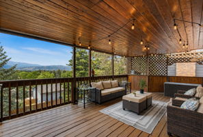 WOW - Amazing Deck with stunning views