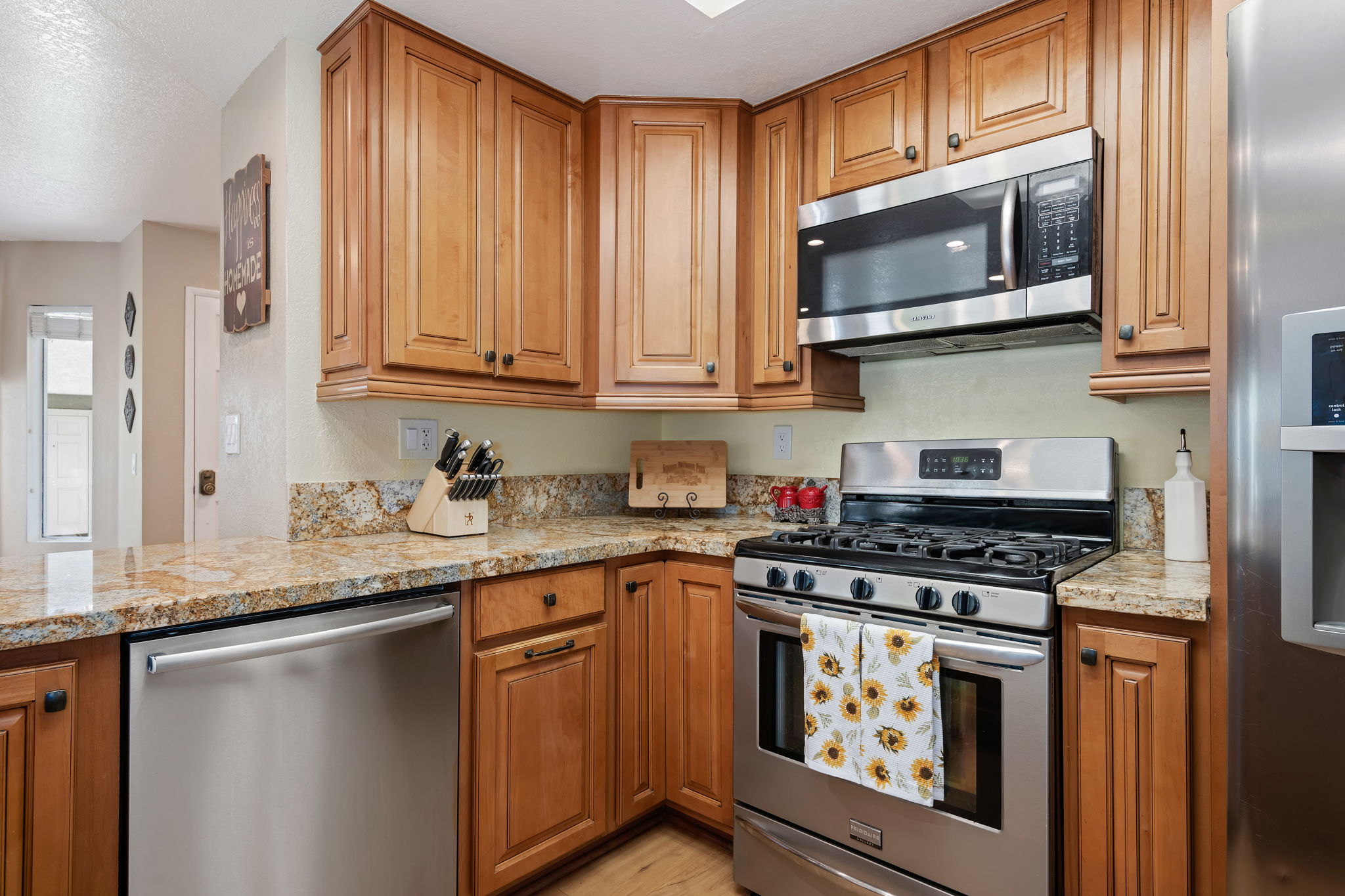 11-Kitchen