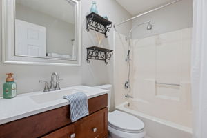 24-Bathroom 2