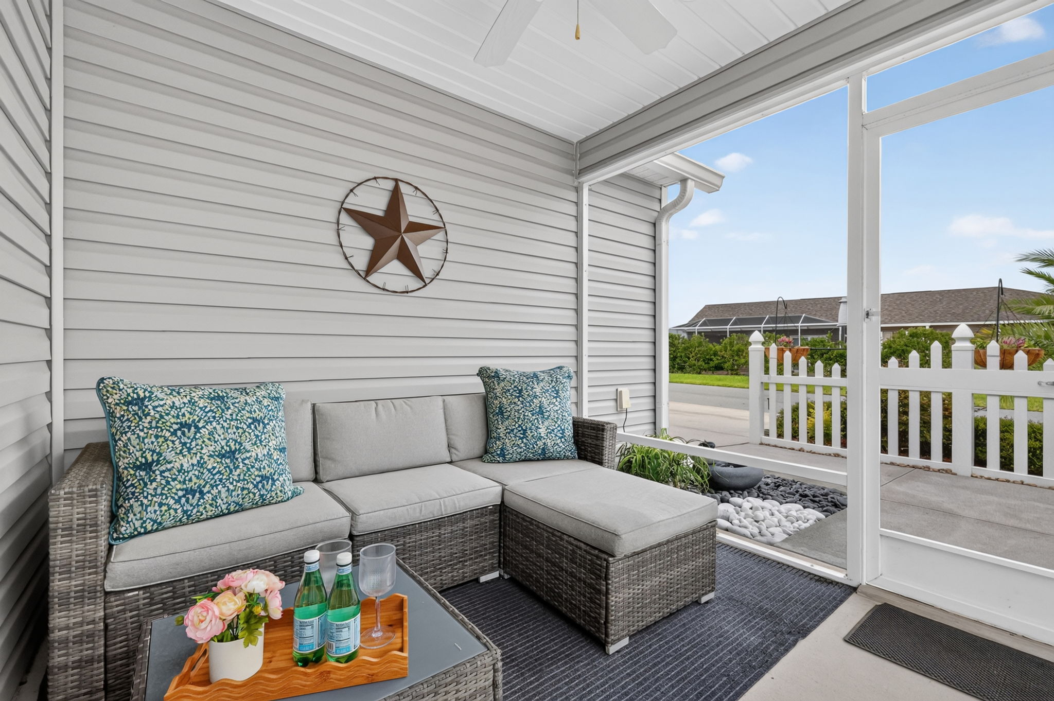 Front Lanai