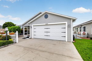 Front Elevation with Side PRIVACY Wall