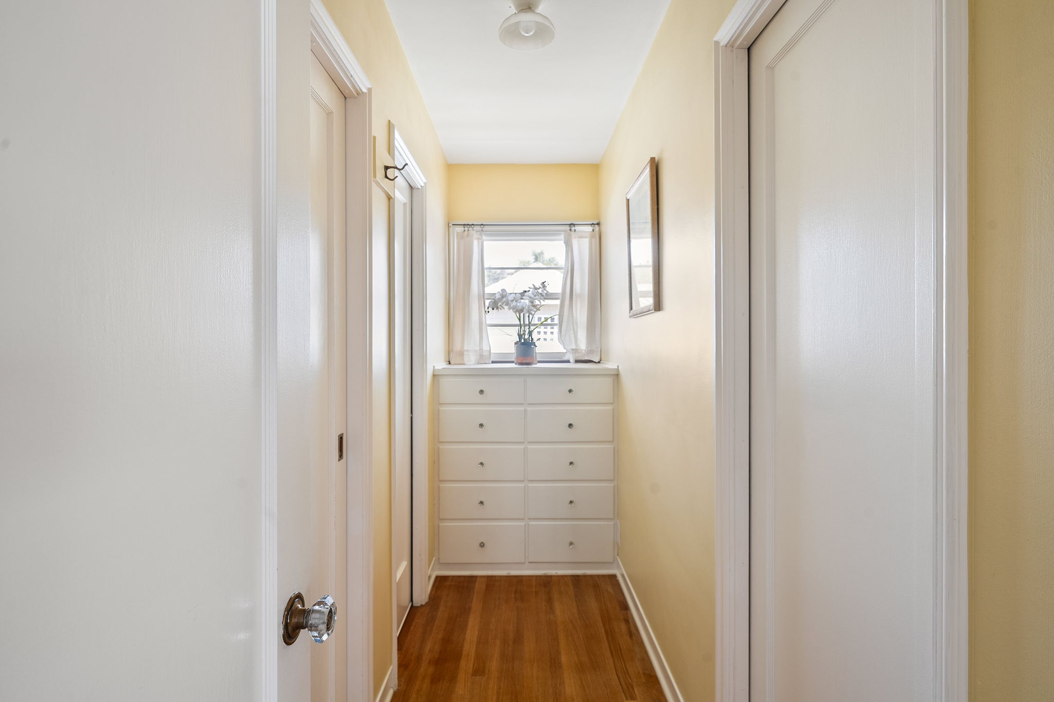 6036 Friends Avenue-41