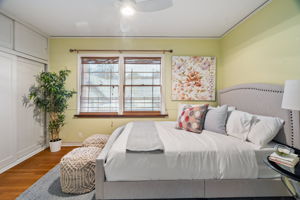 6036 Friends Avenue-31