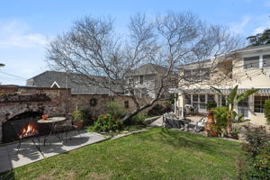 6036 Friends Avenue-51