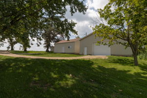 32-Shed