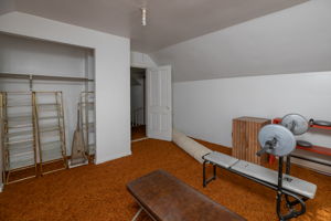 19-Bedroom