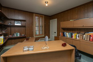 06-Bedroom
