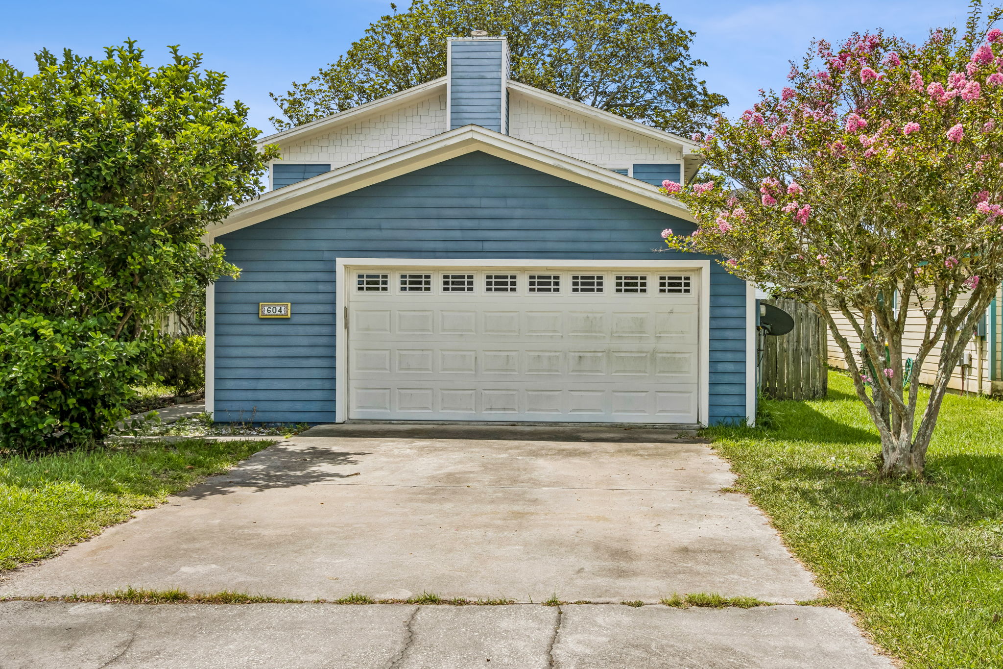Welcome to 604 11th Avenue South