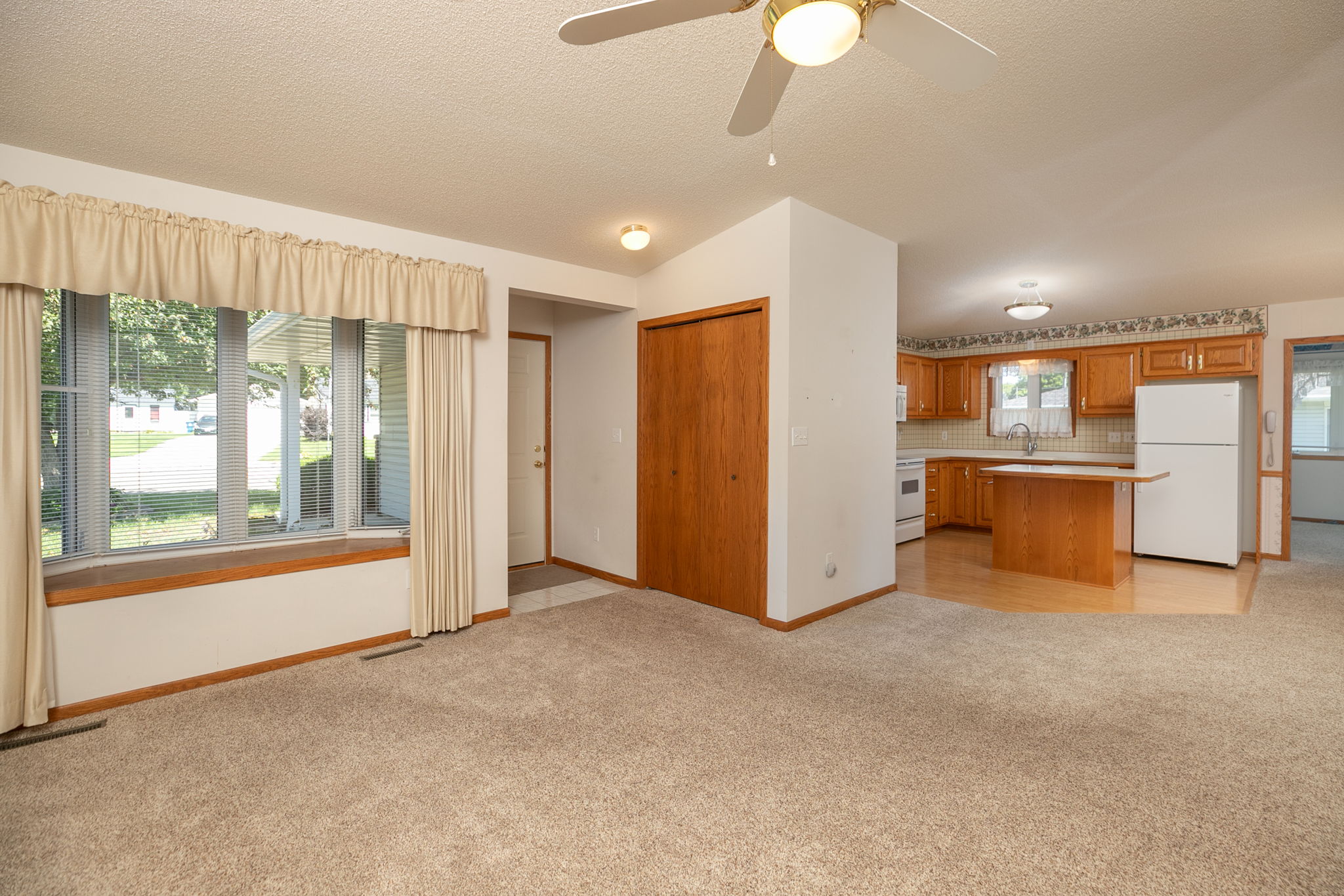 07-Living Room