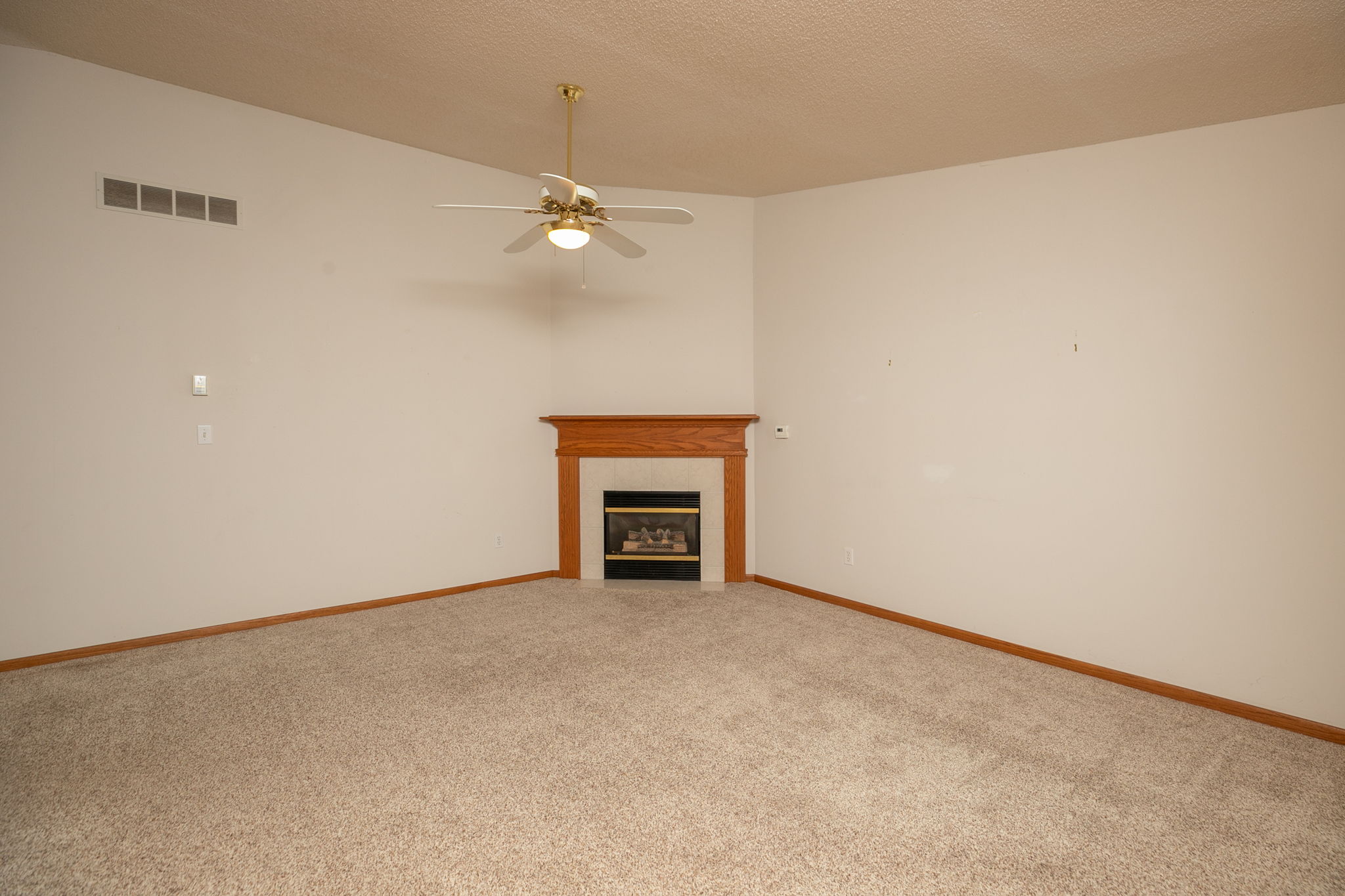 05-Living Room