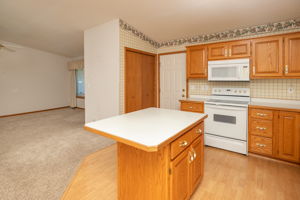 12-Kitchen