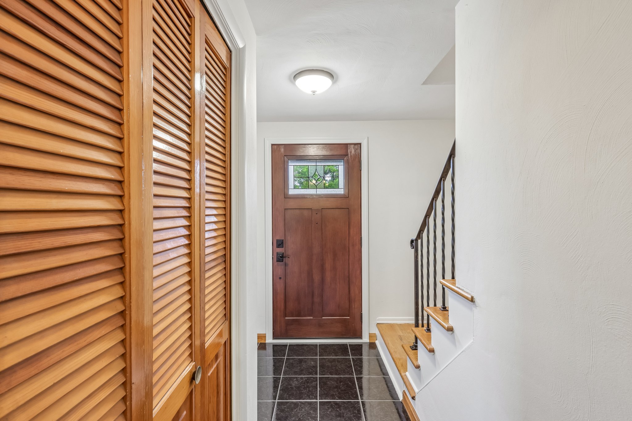 Calvert Ave-S0105-009.jpg
