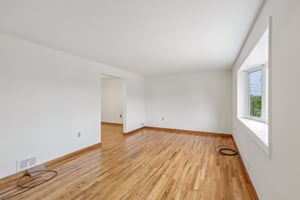 Calvert Ave-S0105-014.jpg
