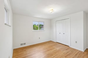 Calvert Ave-S0105-045.jpg