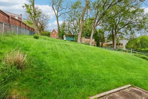 Calvert Ave-S0105-060.jpg
