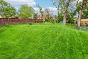 Calvert Ave-S0105-062.jpg