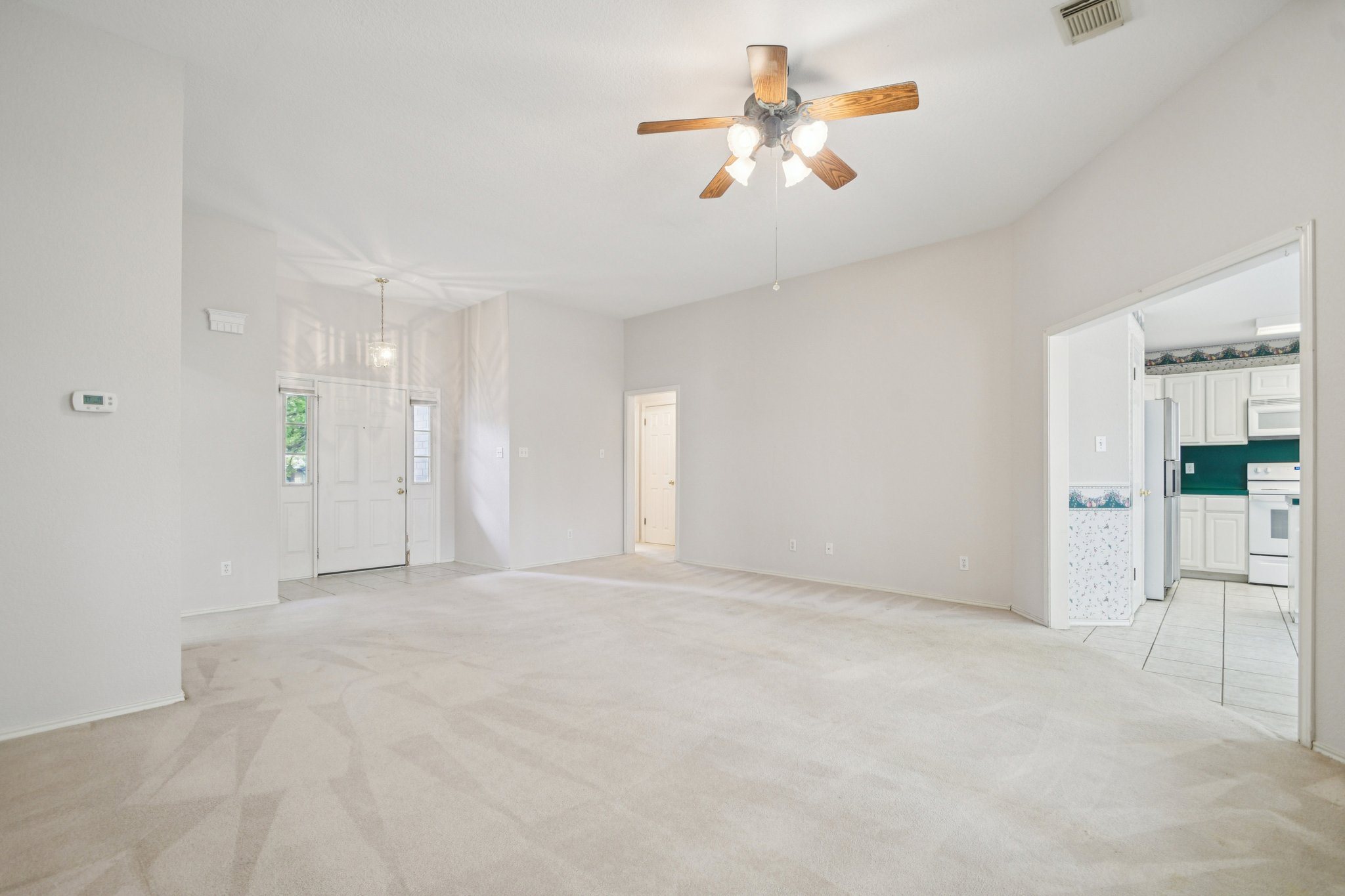 Clyde Ct-S0304-007.jpg