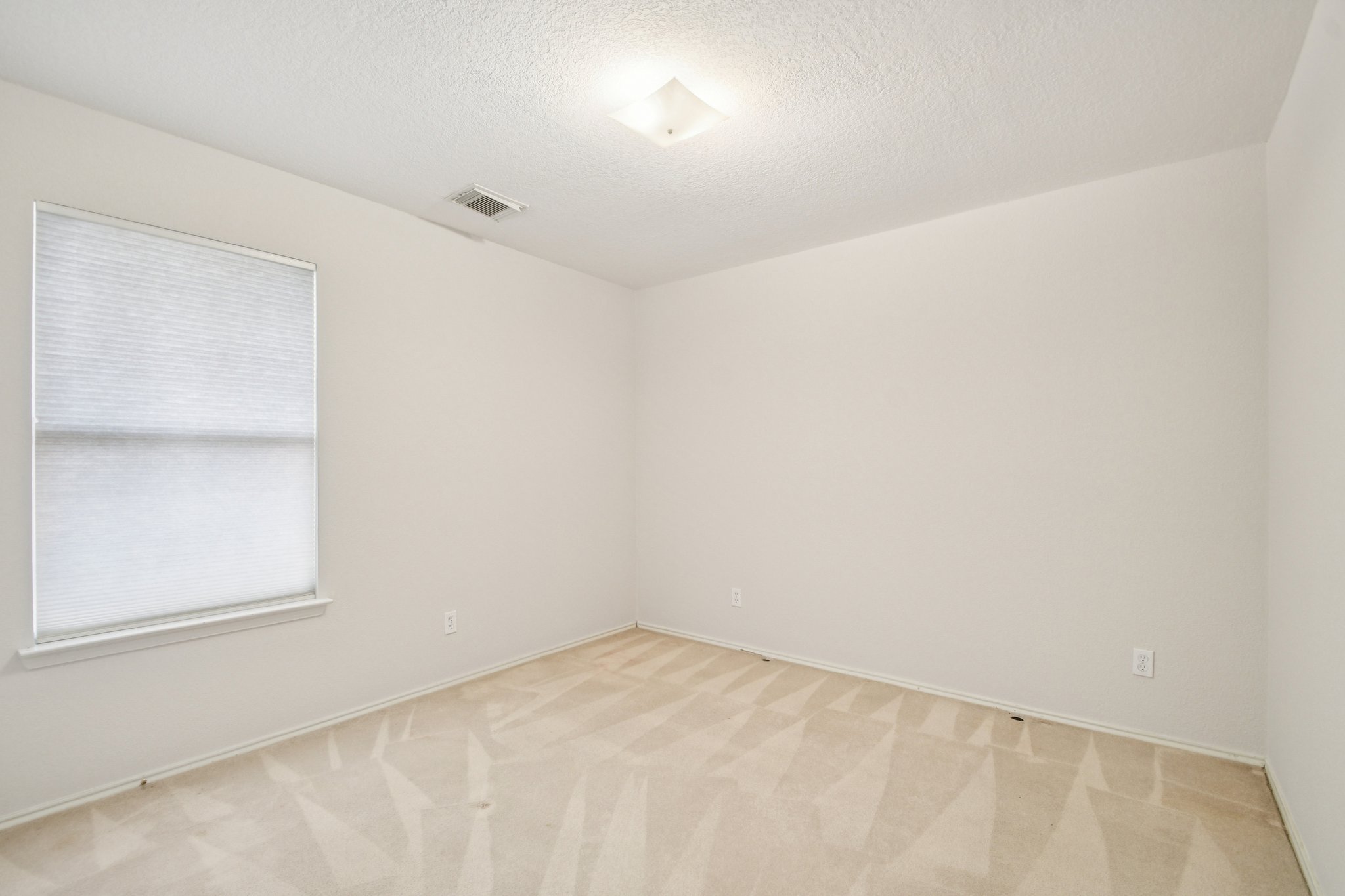 Clyde Ct-S0304-019.jpg