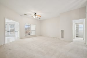 Clyde Ct-S0304-009.jpg