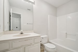 Clyde Ct-S0304-015.jpg