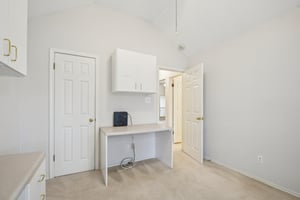 Clyde Ct-S0304-018.jpg