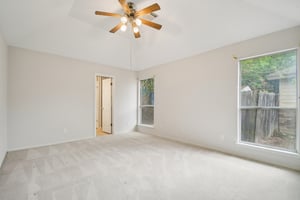 Clyde Ct-S0304-021.jpg