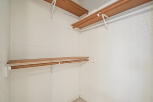 Clyde Ct-S0304-028.jpg