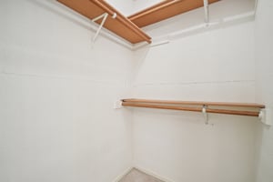 Clyde Ct-S0304-029.jpg