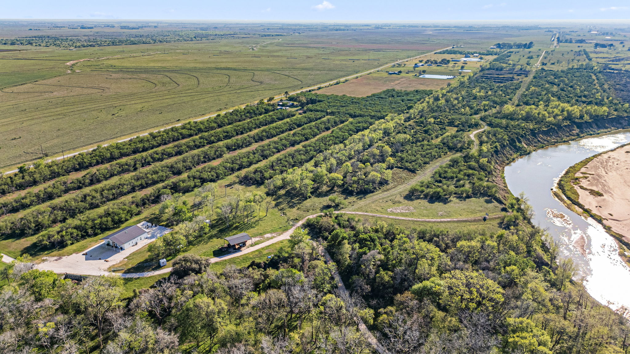 604 Co Rd 475, El Campo, TX 77437 | Studio Vos, Inc.